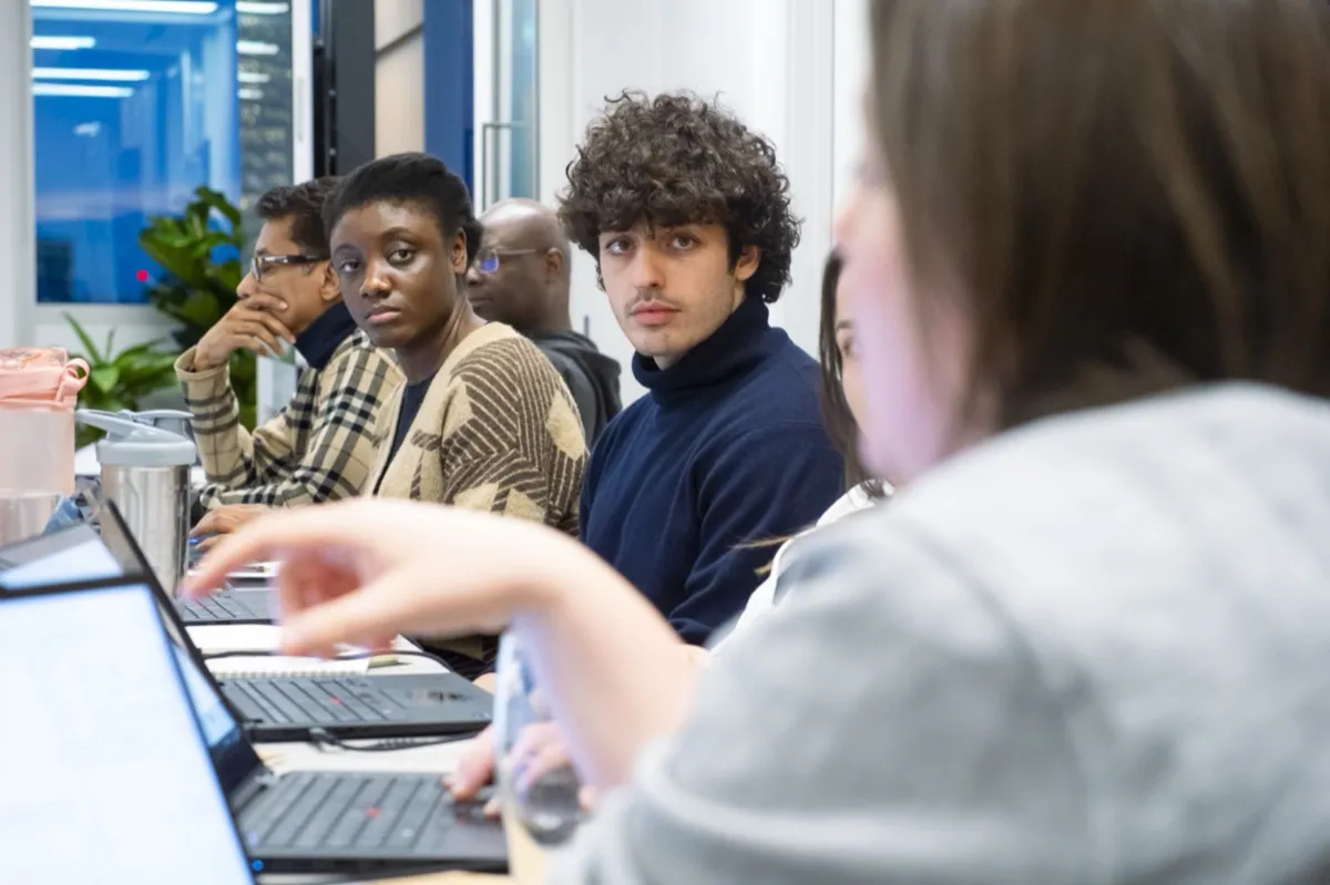 Consulting & Professional Services